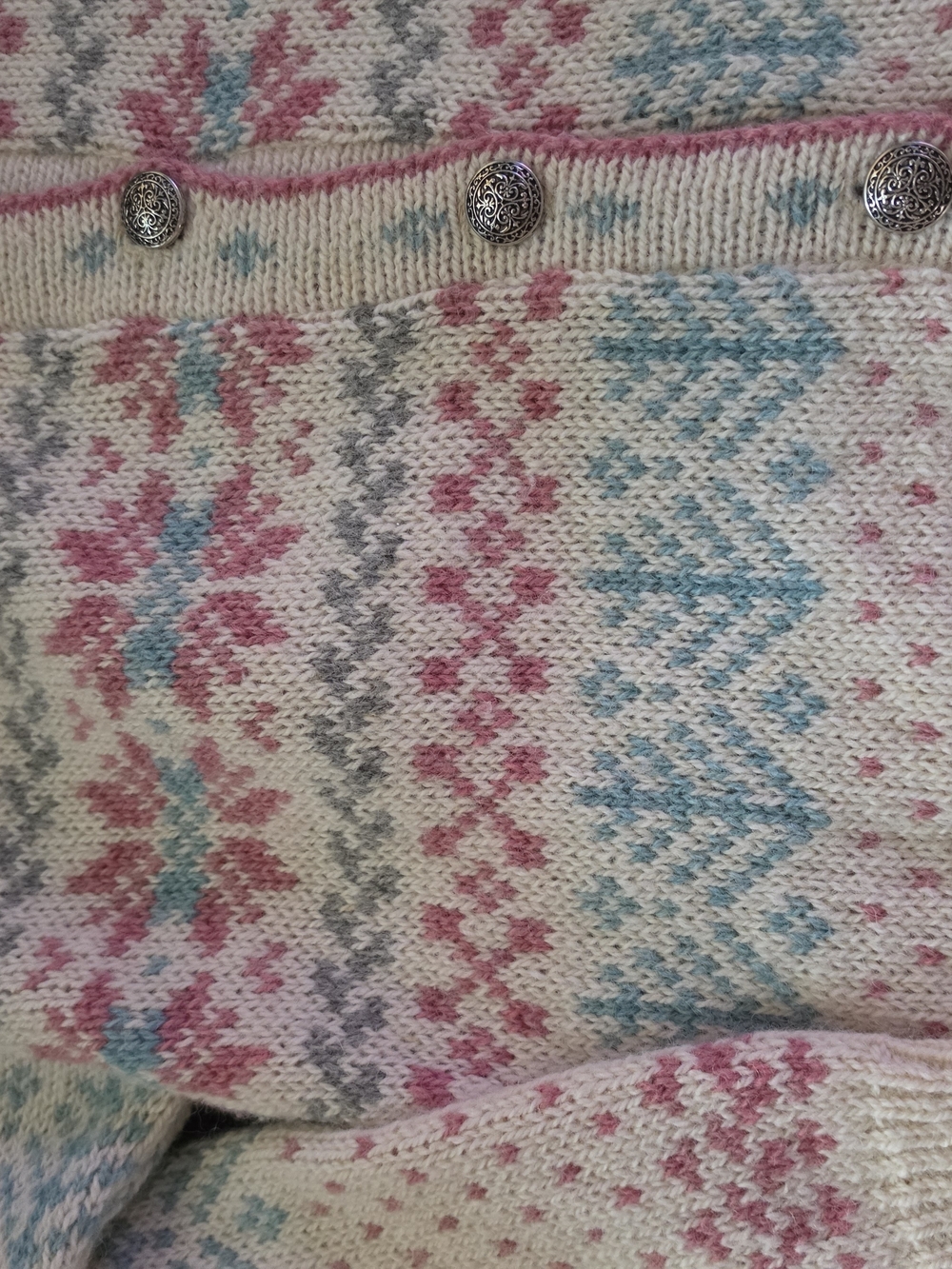 L.L. Bean Women's Pink & Cream Knit Sweater Cardigan - Picture 4 of 6